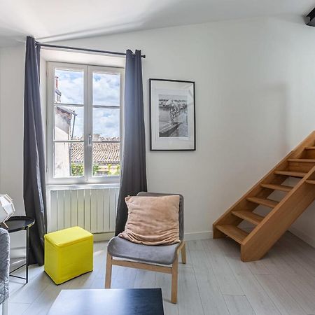 Guestready - Mezzanine Apartment - Grosse Cloche Бордо Екстериор снимка