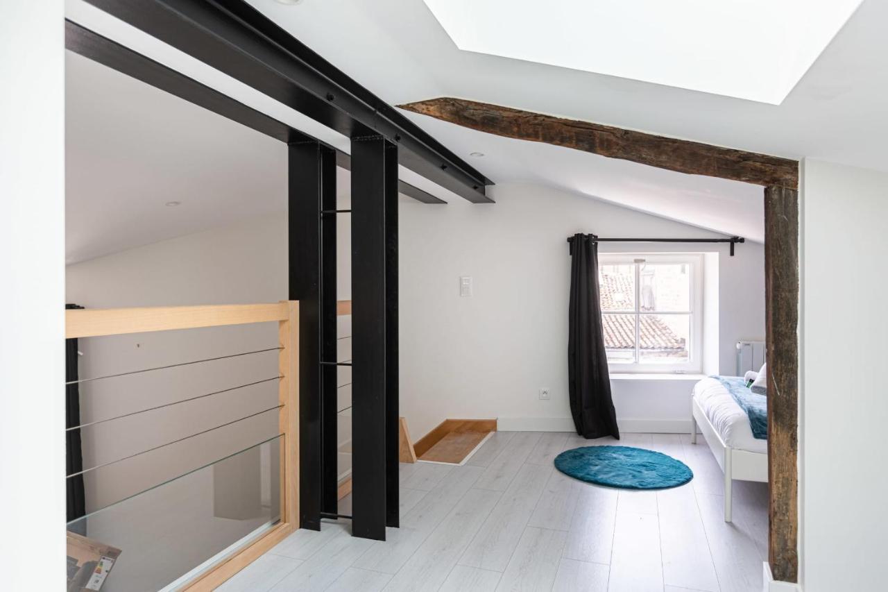 Guestready - Mezzanine Apartment - Grosse Cloche Бордо Екстериор снимка